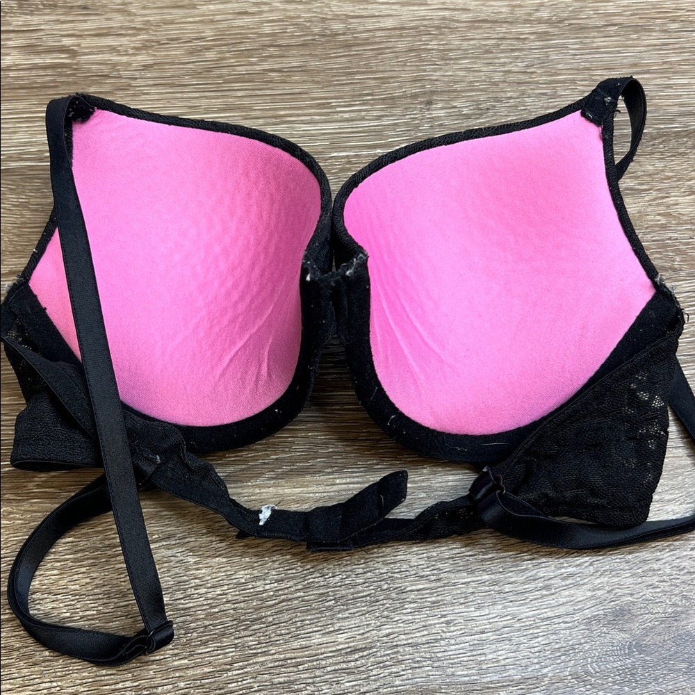 💕 Victoria’s Secret Pink Push-Up Bra Bundle – Size Medium (Approx. 34C) - Picture 6 of 16